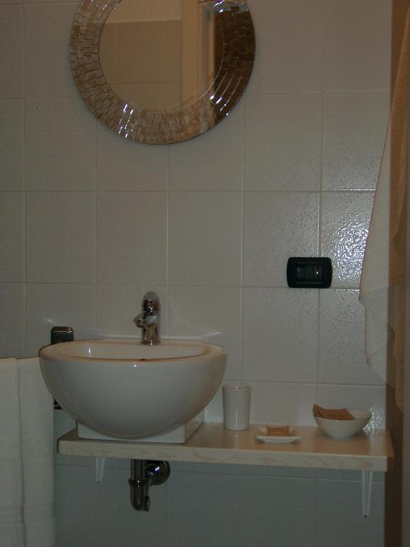 Bed and Breakfast Chicchi Di Melograno Модика Номер фото